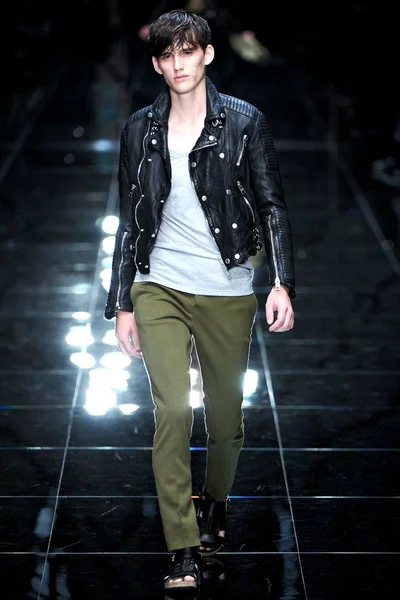 Look 20
